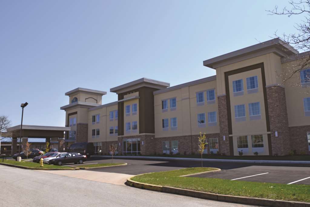 La Quinta By Wyndham York Otel Dış mekan fotoğraf