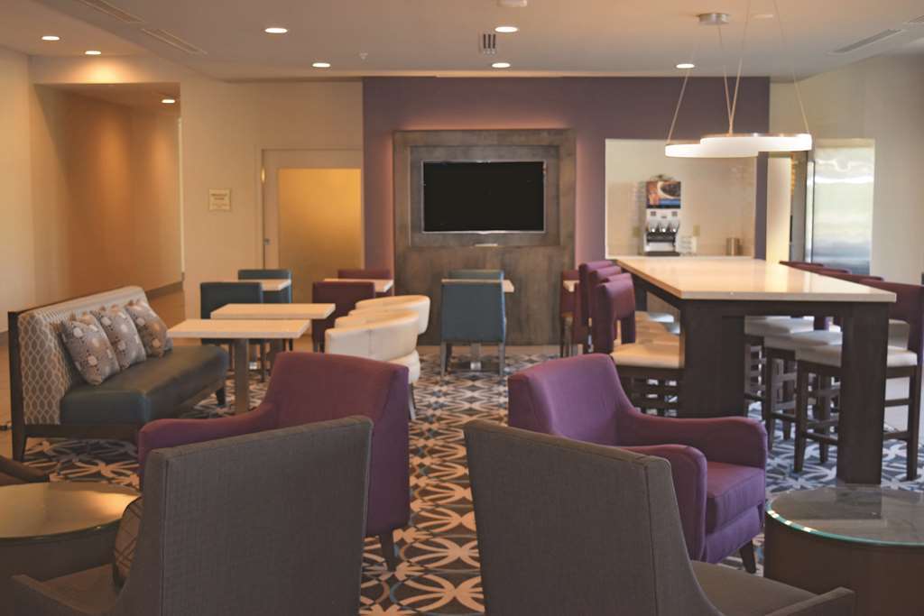 La Quinta By Wyndham York Otel Konforlar fotoğraf